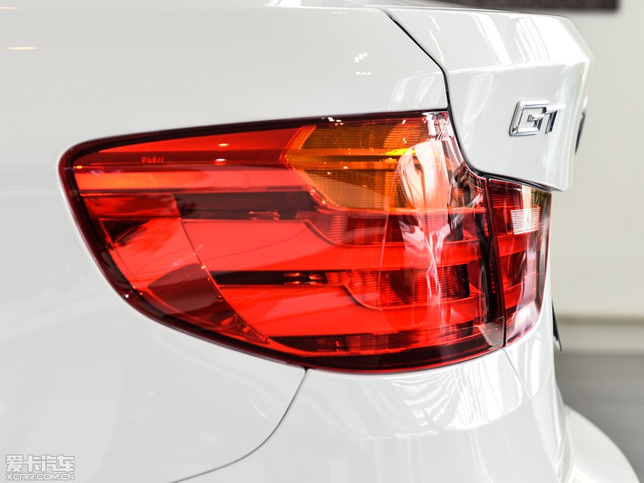 2015R3ϵGT 320i I