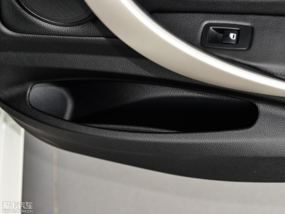 2015R3ϵGT 320i I