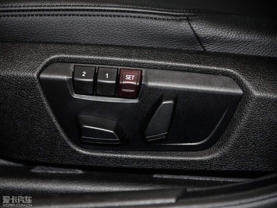 2015R3ϵGT 320i I