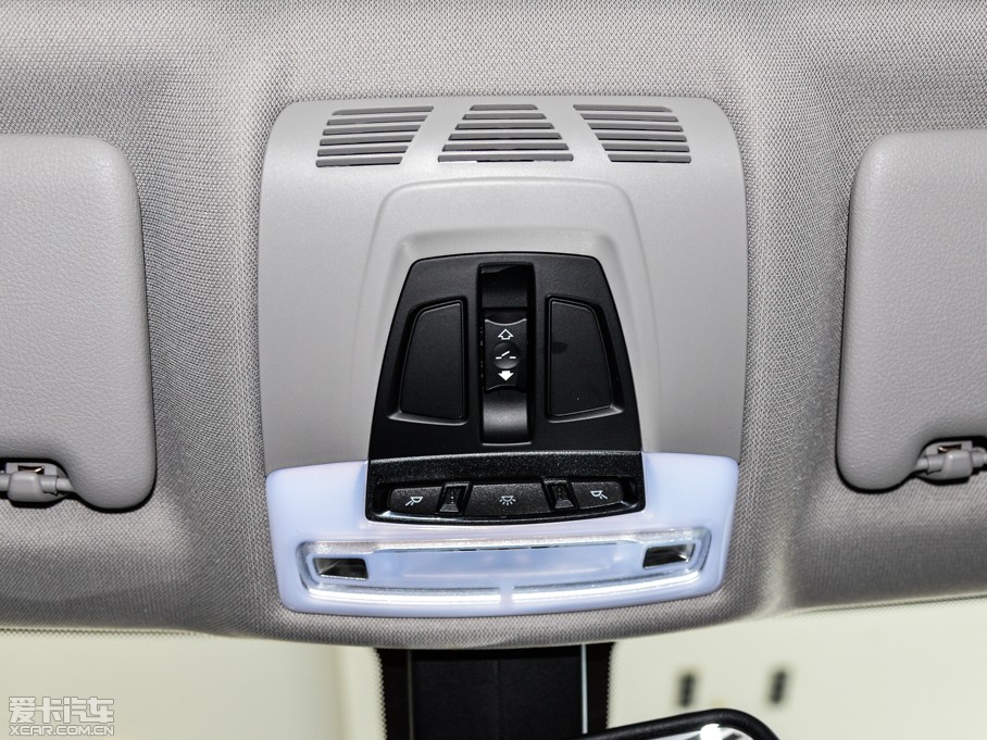 2015R3ϵGT 320i I