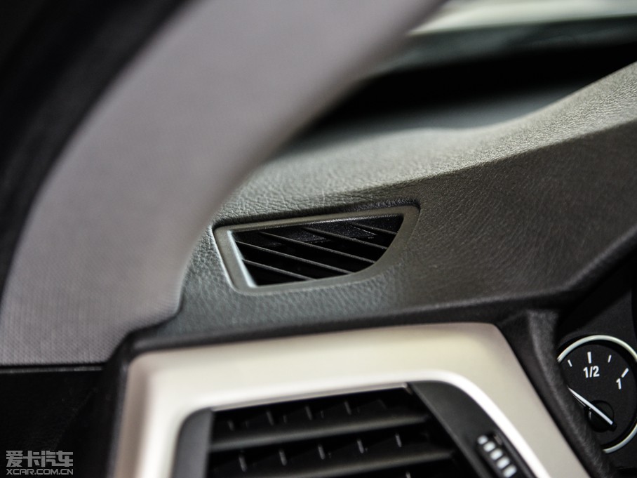 2015R3ϵGT 320i I