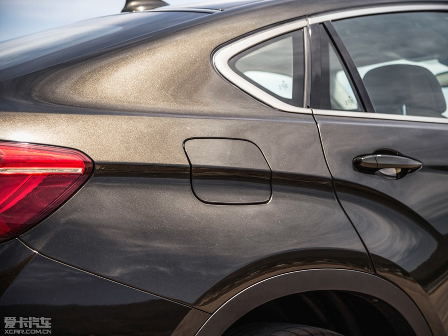 2015RX6 xDrive50i M\