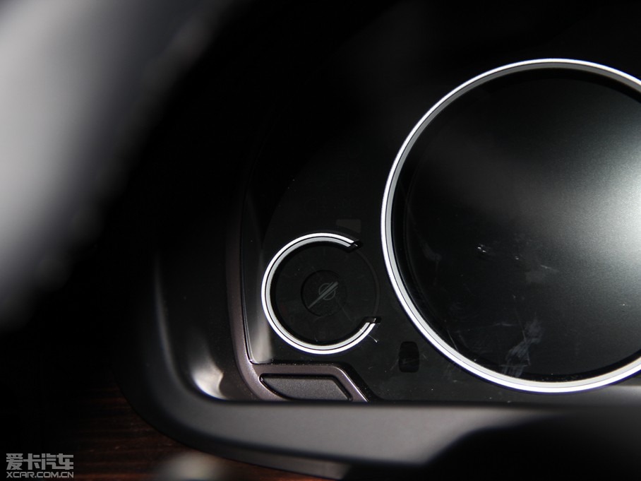 2015RX6 xDrive35i IȰ