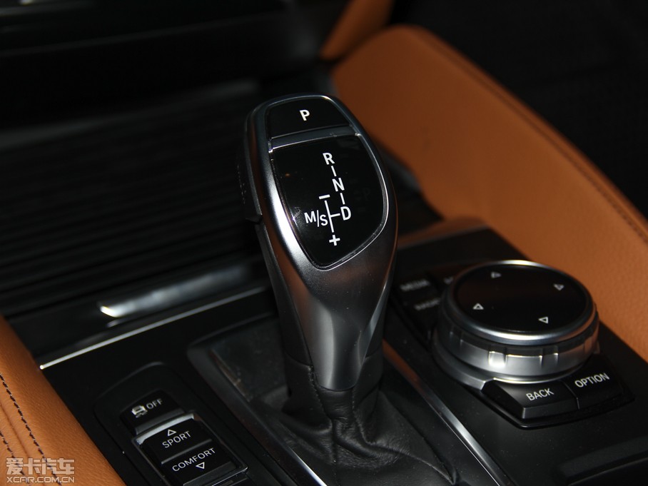 2015RX6 xDrive35i IȰ