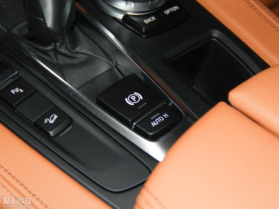 2015RX6 xDrive35i IȰ