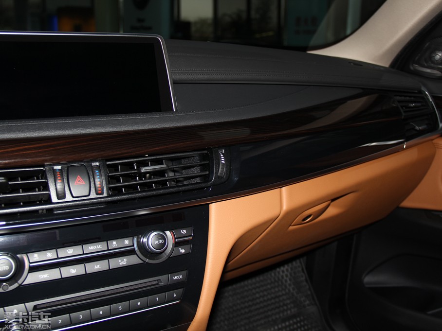 2015RX6 xDrive35i IȰ