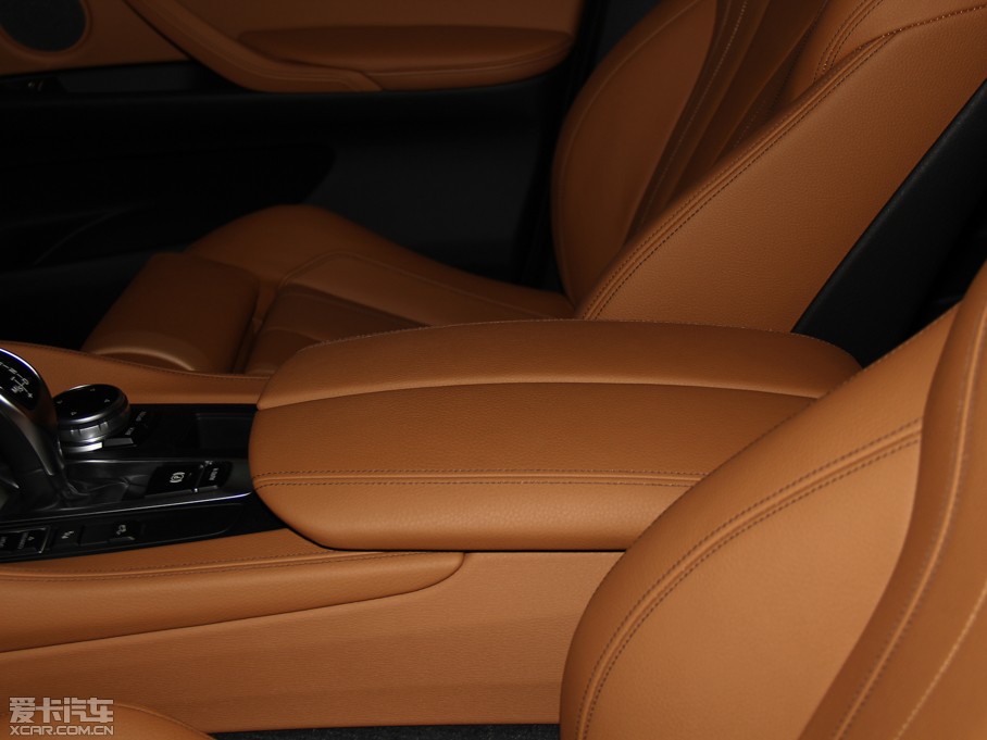 2015RX6 xDrive35i IȰ