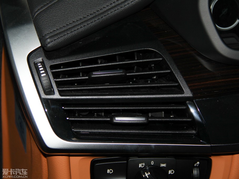 2015RX6 xDrive35i IȰ