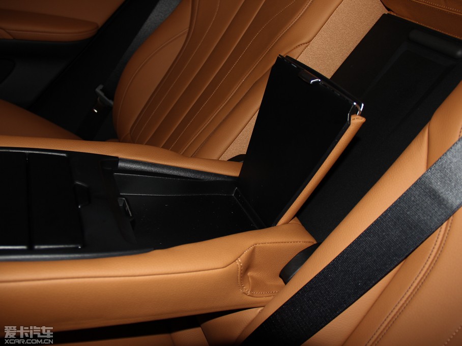 2015RX6 xDrive35i IȰ