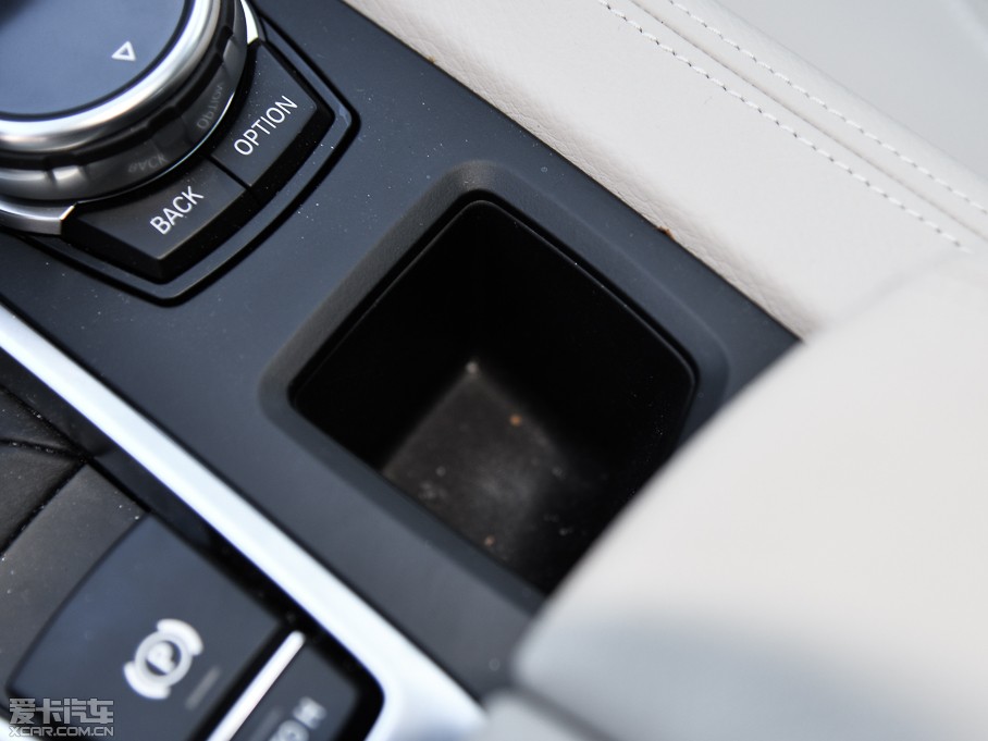 2015RX6 xDrive50i M\