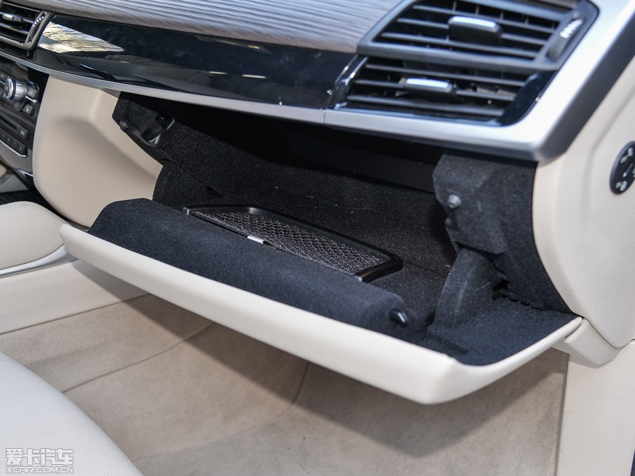 2015RX6 xDrive50i M\