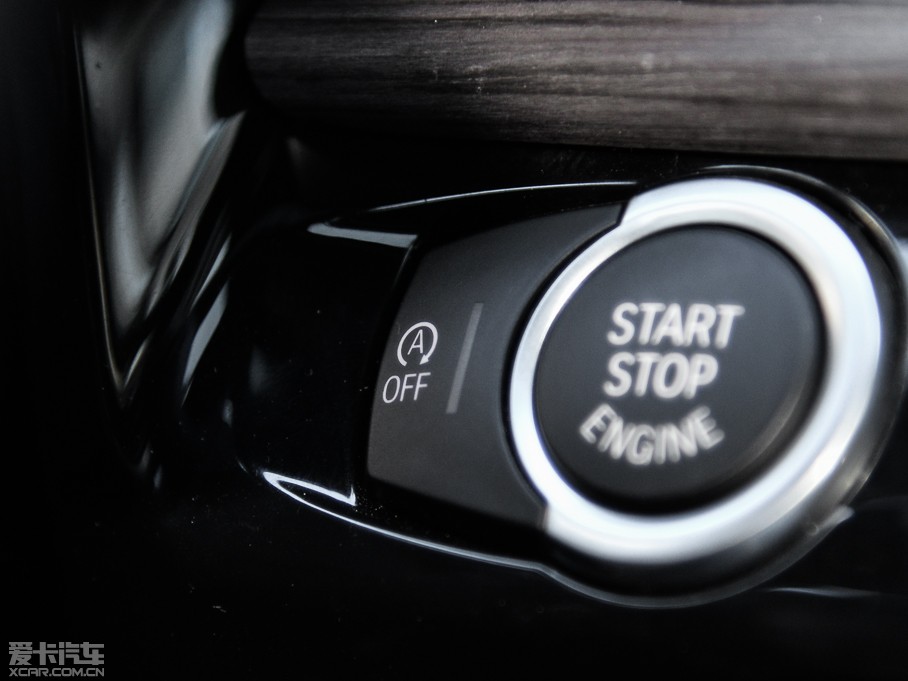 2015RX6 xDrive50i M\(yn)(dng)