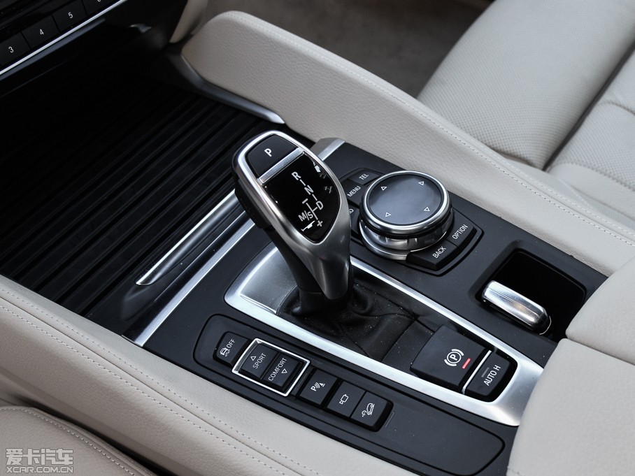 2015RX6 xDrive50i M\