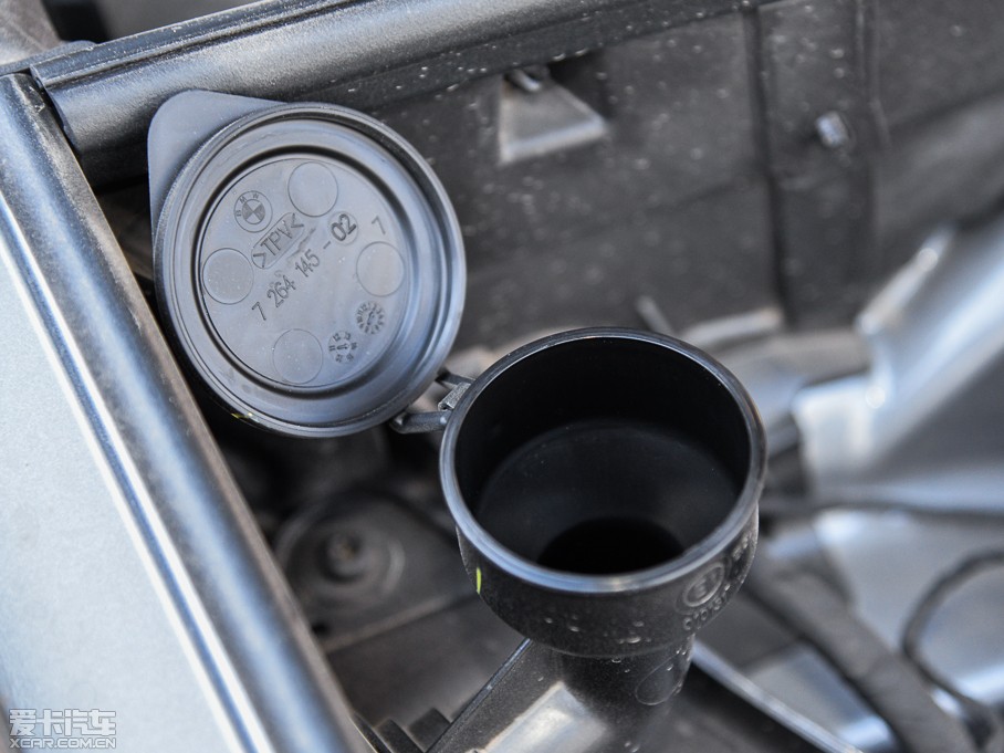 2015RX6 xDrive50i M\