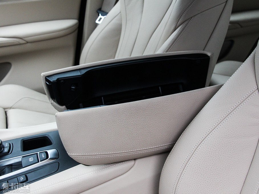 2015RX6 xDrive35i A