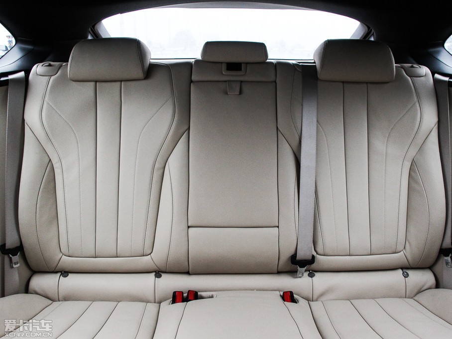 2015RX6 xDrive35i A