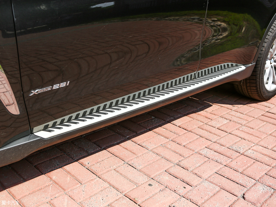 2015RX6 xDrive28i