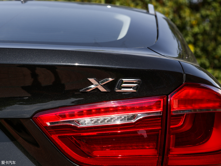 2015RX6 xDrive28i