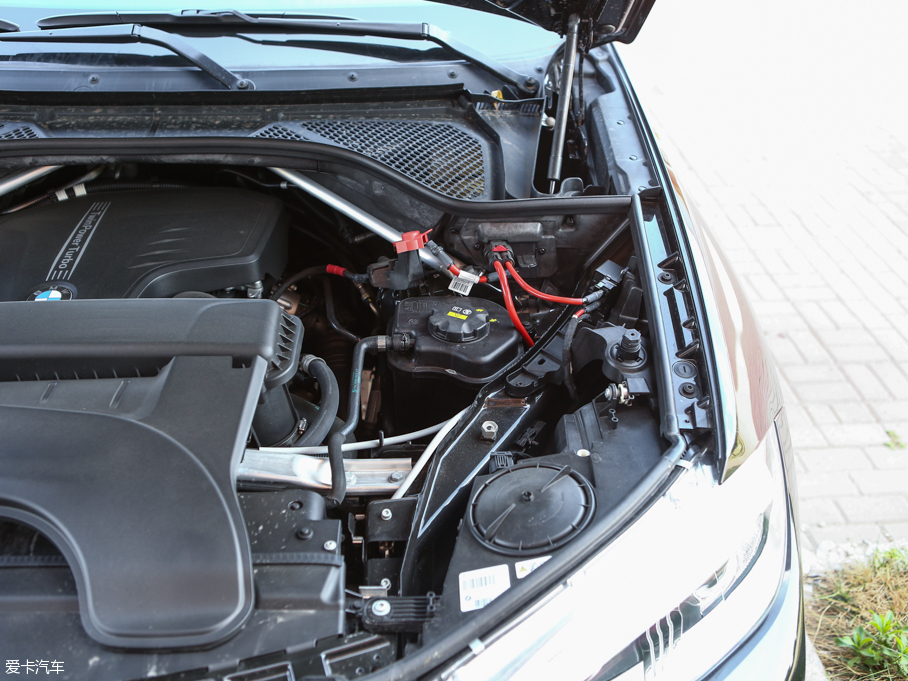 2015RX6 xDrive28i