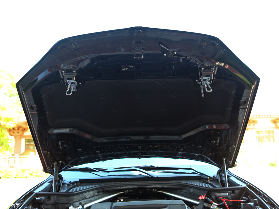 2015RX6 xDrive28i