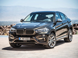 2015xDrive50i M\ w^