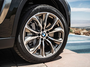 2015xDrive50i M\(yn)(dng) (x)(ji)^