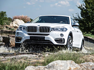 2015xDrive50i M\ w^