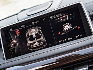 2015xDrive50i M\ п؅^