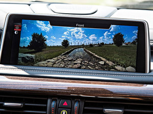 2015xDrive50i M\ п؅^