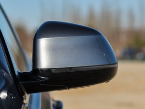 2015xDrive50i M\ ҕR