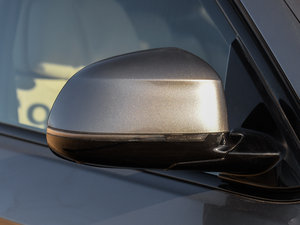 2015xDrive50i M\(yn) (x)(ji)^