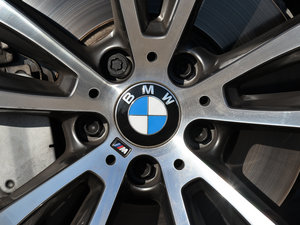 2015xDrive50i M\(yn) (x)(ji)^