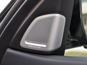 2015xDrive50i M\(yn)(dng) g