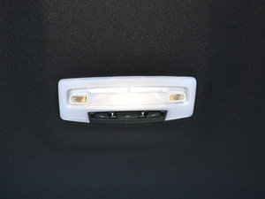 2015xDrive50i M\(yn)(dng) g