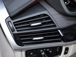 2015xDrive50i M\ п؅^(q)