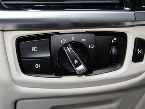 2015xDrive50i M\ п؅^(q)