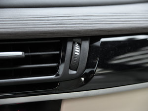 2015xDrive50i M\ п؅^(q)