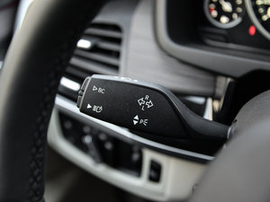 2015xDrive50i M\ п؅^(q)