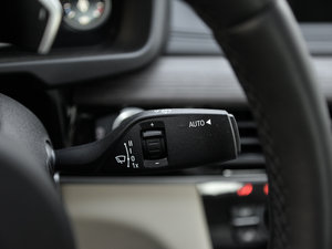 2015xDrive50i M\ п؅^(q)