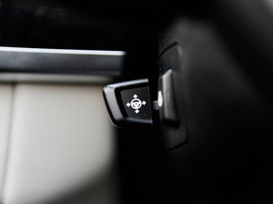 2015xDrive50i M\(yn)(dng) п؅^(q)