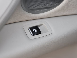 2015xDrive50i M\(yn)(dng) п؅^(q)