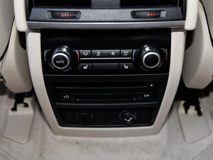 2015xDrive50i M\(yn)(dng) п؅^(q)