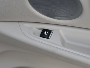 2015xDrive50i M\(yn)(dng) п؅^(q)