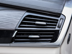 2015xDrive50i M\(yn)(dng) п؅^(q)