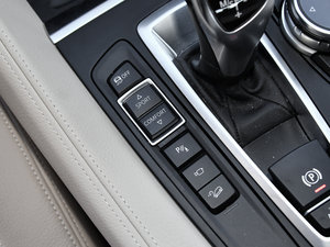 2015xDrive50i M\ п؅^