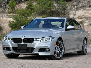 2015款340i 左前45度