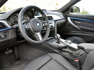 2015款340i 空间座椅