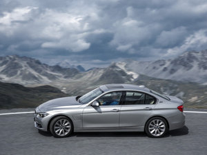 2015A(y)ctiveHybrid w^