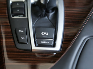 2016640i xDrive п؅^