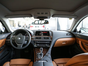 2016款640i xDrive 内饰全景